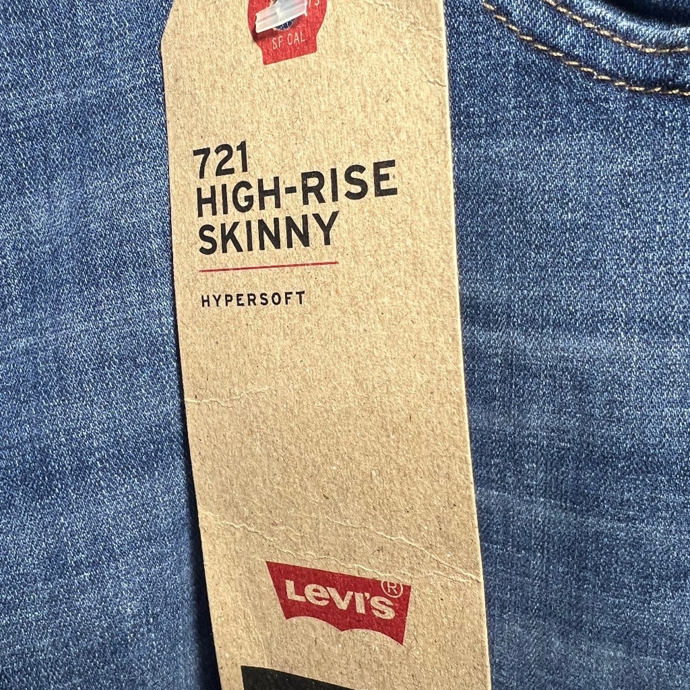 NWT, Levi 721 High Rise Skinny, plus size 22W M Hypersoft